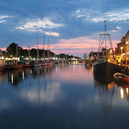 Haus Seazeit, Meerliebe Rostock Bagian luar foto